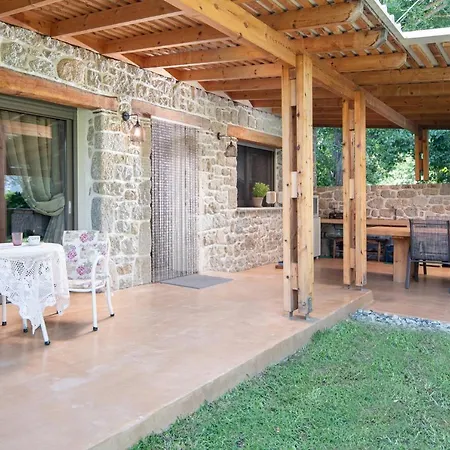 Holiday home Menie - Golden Fig Sykia