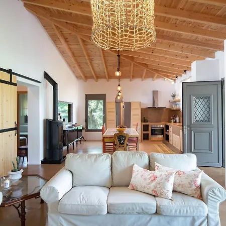 Holiday home Menie - Golden Fig Sykia *